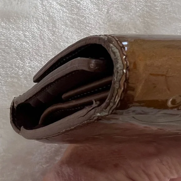 PROJECT Wallet! Auth Louis Vuitton Vernis Wallet, Caramel Color - Picture 11 of 13